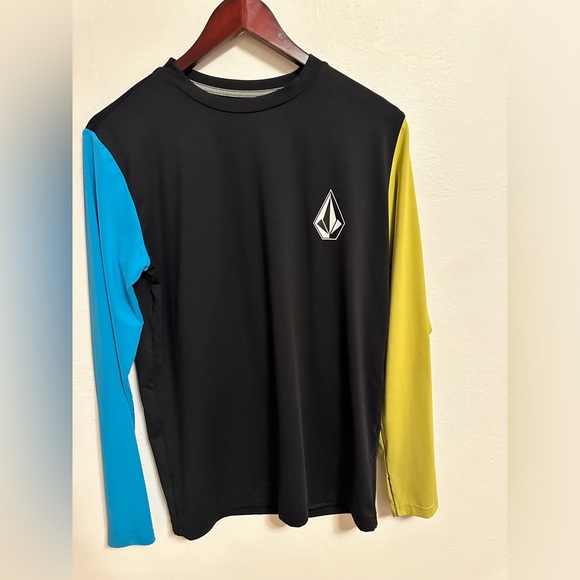 Volcom Men’s Confuse Long Sleeve Rash Guard With UV Protection Size XS - Picture 2 of 12